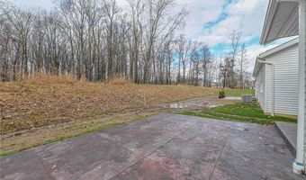 997 Pin Oaks Dr, Broadview Heights, OH 44147