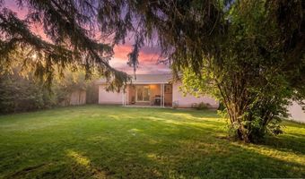 102 E Custer St, Aberdeen, ID 83210