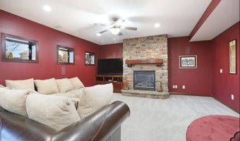 811 NW Boulder Point Pl, Ankeny, IA 50023