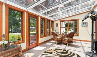 3235 Lakeview Dr, Allegan, MI 49010