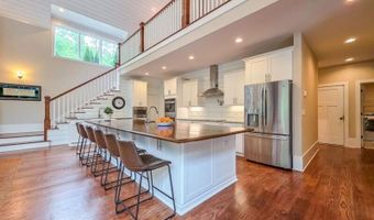 14 Allatoona Estates Dr SE, Acworth, GA 30102