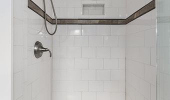 135 Westwood Pl, Asheville, NC 28806