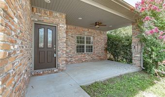 1102 SE Phoenix St, Bentonville, AR 72712