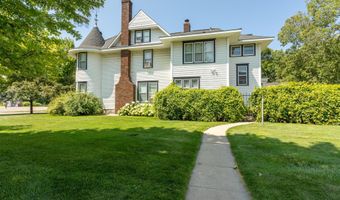 721 6th Ave E, Alexandria, MN 56308