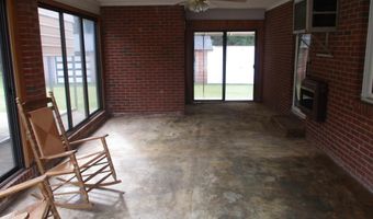 202 Edgewood Dr, Belton, SC 29627