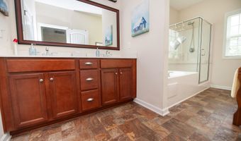 175 Castleton Cir, Boiling Springs, SC 29316