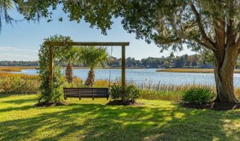 25 River Pl, Beaufort, SC 29906