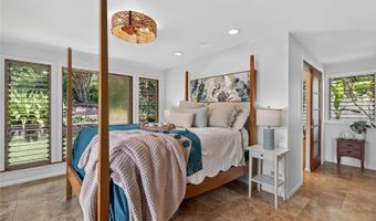 445 Iliwahi Loop, Kailua, HI 96734