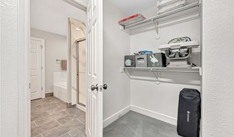 701 SW Maidstone Ave, Bentonville, AR 72712