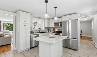 74 Blueberry Hill Rd, Alfred, ME 04002