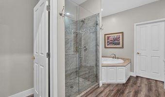 7480 Majestic Woods Dr, Argentine, MI 48451