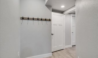 5612 OPAL Dr, Cheyenne, WY 82009