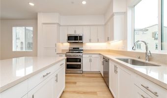 2215 W Orange Ave 12, Anaheim, CA 92804