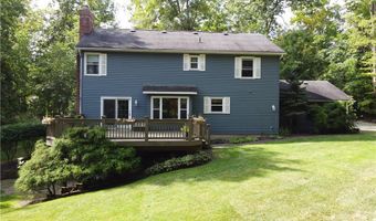 610 Deep Woods Dr, Aurora, OH 44202