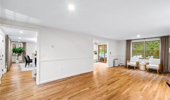14 Sheri Dr, Coventry, RI 02816