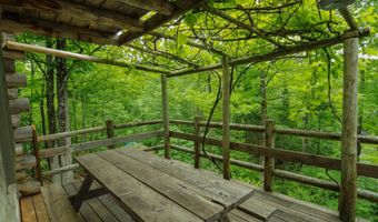 58 River Rd, Abbot, ME 04406