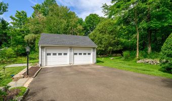 277 Franklin St Ext, Danbury, CT 06811