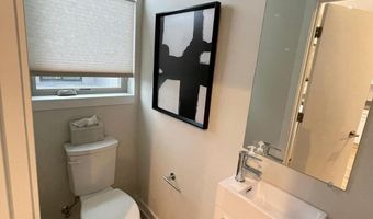 3111 BEACHVIEW Ln, Philadelphia, PA 19125