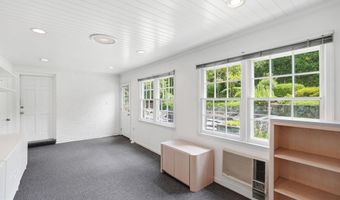 7556 PEPPERELL Dr, Bethesda, MD 20817