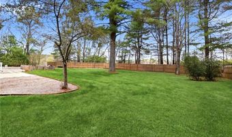 65 SKUNK HILL Rd, Hopkinton, RI 02832