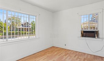 911 N Dos Robles Pl, Alhambra, CA 91801