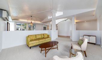862 HOOLAULEA St, Hilo, HI 96720