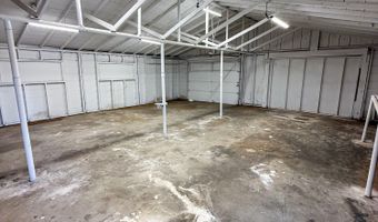 606 Coke Ave, Anton, TX 79313