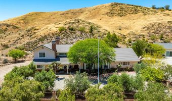 13602 Sego Rd, Agua Dulce, CA 91390