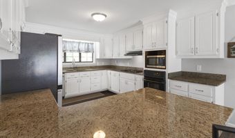 2280 Solitude Rd, Albertville, AL 35950