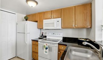 550 ORANGE Dr 5, Altamonte Springs, FL 32701