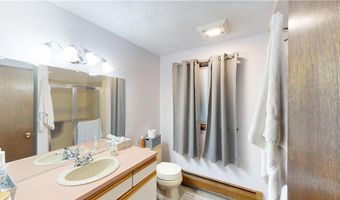 25 Phillip St, Coventry, RI 02816
