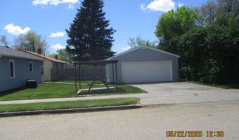 523 N Jackson St, Aberdeen, SD 57401