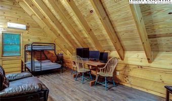 133 Cliffwood Dr, Banner Elk, NC 28604