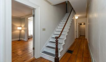 10 Ten Broeck Pl, Albany, NY 12210