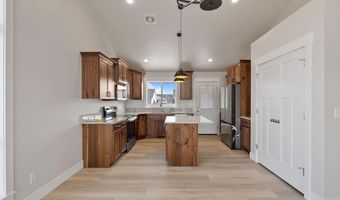 1106 Alpine Ave, Chubbuck, ID 83202