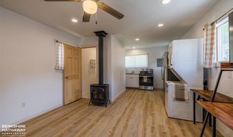 932 Cody Ave, Cody, WY 82414