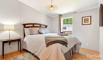 298 Wolf Xing, Bakersville, NC 28705