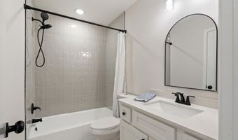 1433 QUEEN ANNE Cir, Alabaster, AL 35007