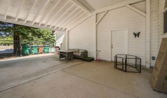 15947 Butterfield Ln, Anderson, CA 96007