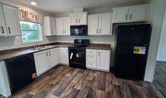 70 Shepherd Dr, Bangor, ME 04401