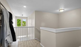 664 MONTCLAIR Dr, Albany, OR 97322