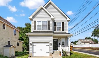 300 SAUNDERS Ave, Bellmawr, NJ 08031