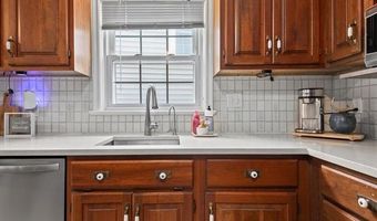 1629 Dewey Ave, Bartlesville, OK 74003