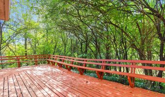 2825 Tuebingen Pkwy, Ann Arbor, MI 48105