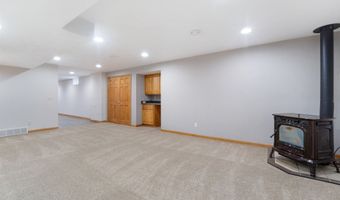 N9115 HEDGEROW Drive, Appleton, WI 54915