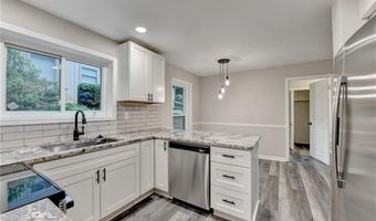 6221 Willow Run Rd, Peachtree Corners, GA 30092