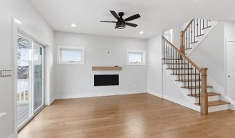 54 E Washington Ave, Atlantic Highlands, NJ 07716