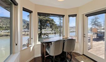 318 DEL NORTE Ln, Brookings, OR 97415