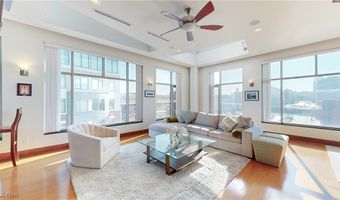 21 Furnace St 805, Akron, OH 44308