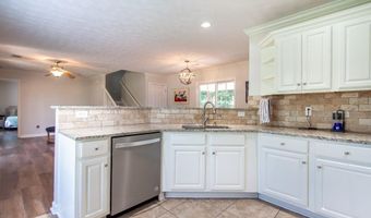 4317 LIVE OAK Dr, Auburn, AL 36832